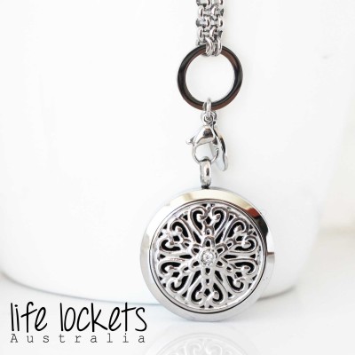 Perfume/Essential Oil Locket - Quilted Hearts - Silver Tone